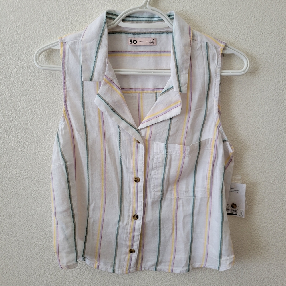Button down women shirt size M